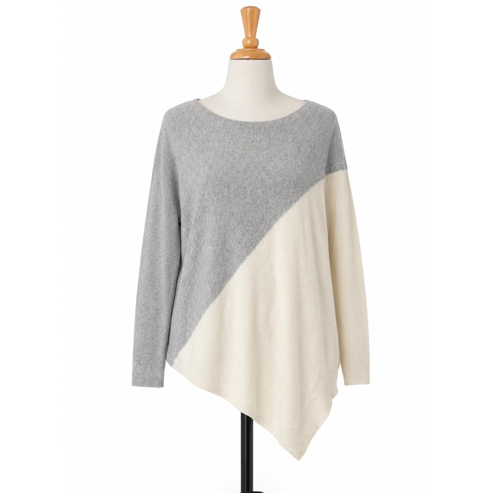 Alice + Olivia Wool Angora Colorblock Sweater Gray Cream Asymmetrical Medium